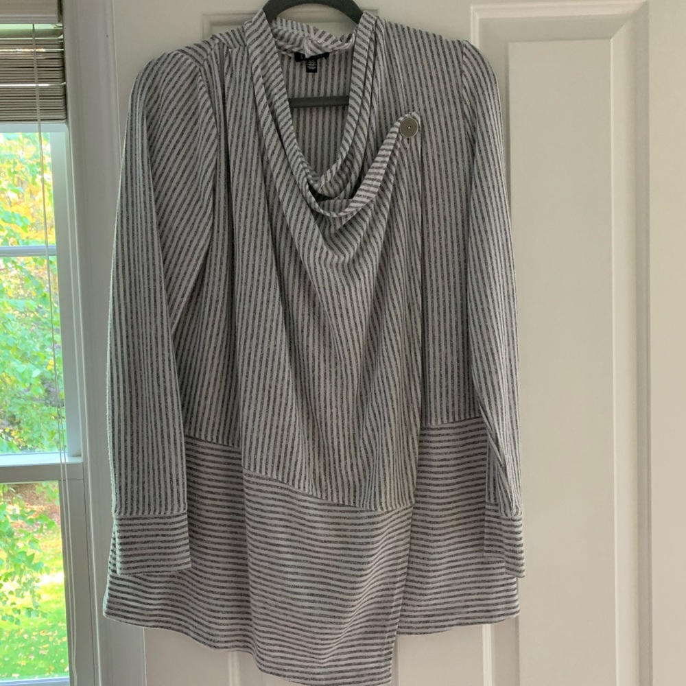 light sweater top